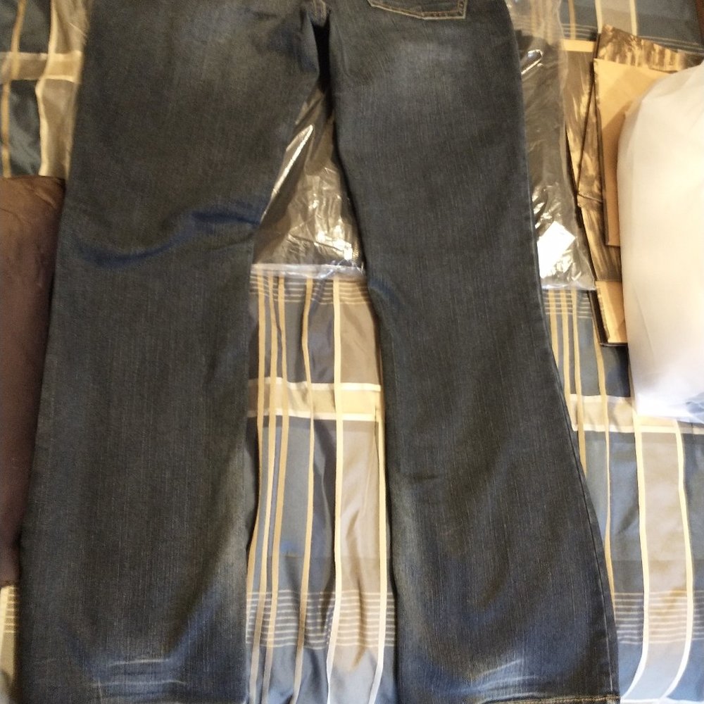 Silver Suki - Picture 2 of 4